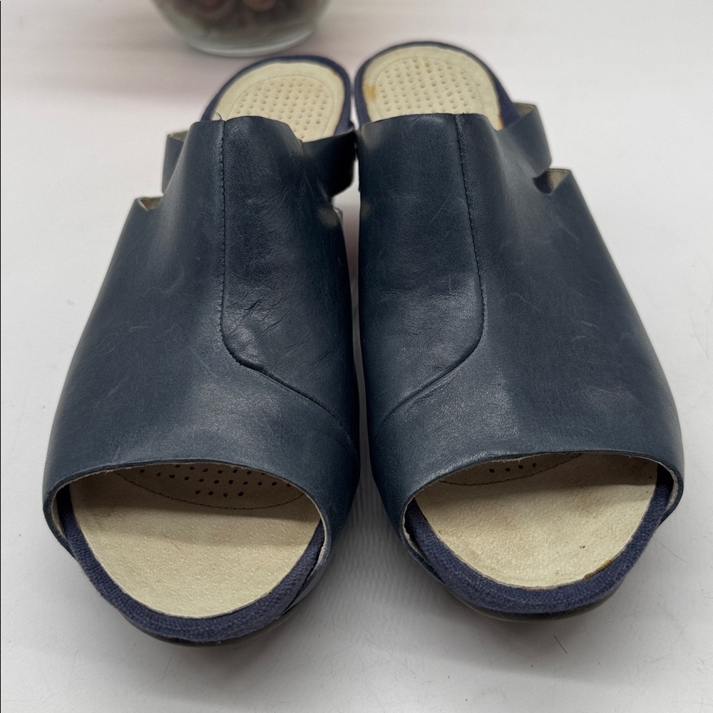Tsubo Navy Blue Women's Mules Sandals Size 8.5 MCW9199B - Picture 2 of 8
